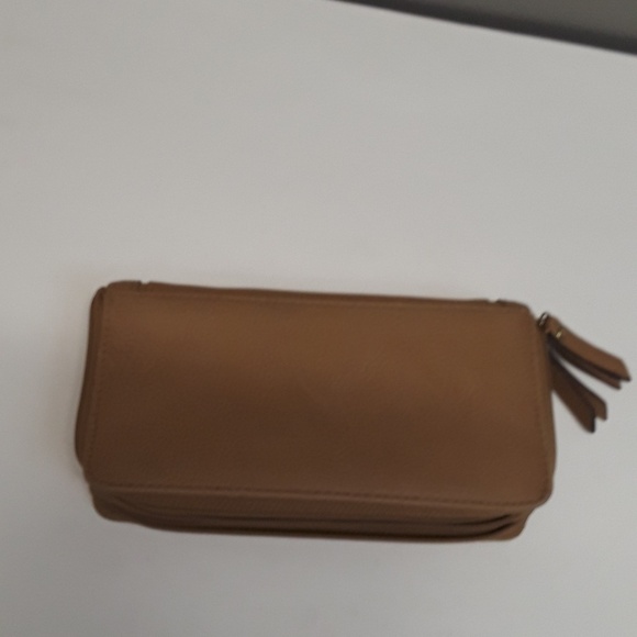 NICOLE Miller New York Tan Double Zipper Wallet - Picture 5 of 5
